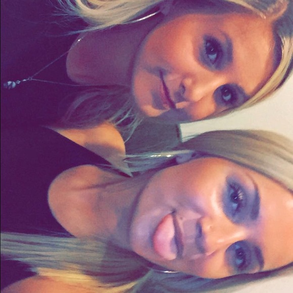 Profile Picture of Noelle Parrish (@noelleparrish) on Poshmark