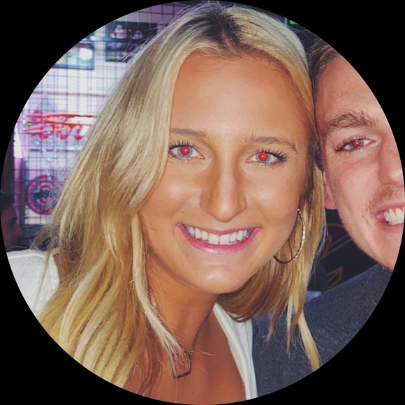 Profile Picture of Casey Wroblewski (@caseywrobo) on Poshmark