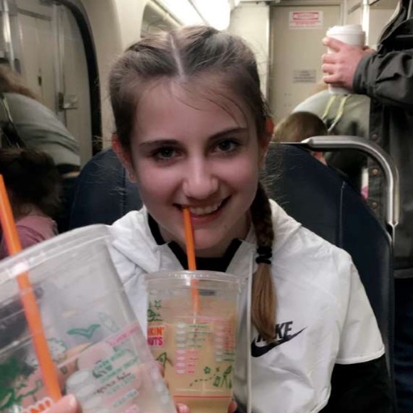 Profile Picture of Hayley Monestero (@hayley3375) on Poshmark