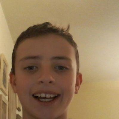 Profile Picture of Andrew Shute (@andyshute65) on Twitter