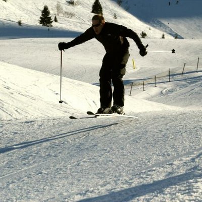 Profile Picture of Benjamin Burton (@ben4burton) on Twitter