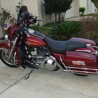 Profile Picture of John Valls (@john.valls.12) on Facebook