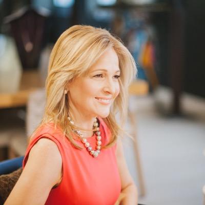 Profile Picture of Andrea Van Dam (@andreavandam) on Twitter