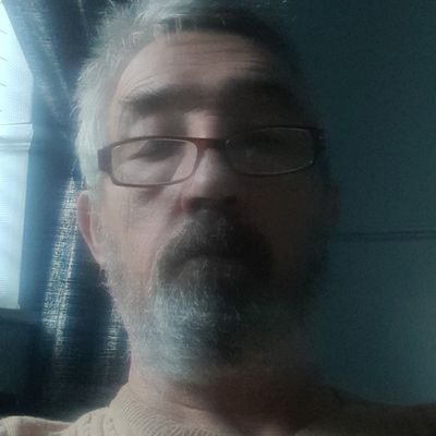 Profile Picture of Paul Smalley (@PaulSmalley15) on Twitter