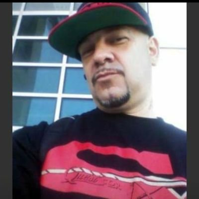 Profile Picture of Jason Broadbent (@JasonTBroadbent) on Twitter