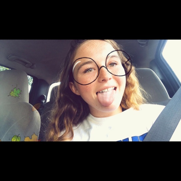 Profile Picture of Maddy Sidlauskas (@maddysidlo) on Poshmark