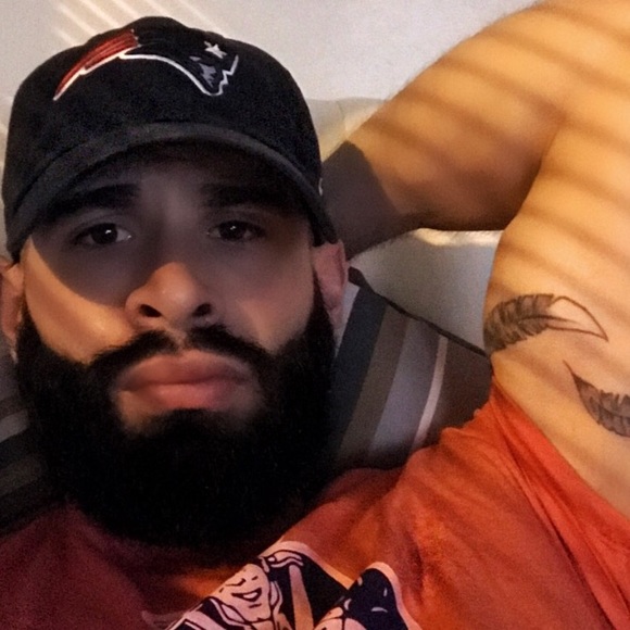 Profile Picture of Danny Restrepo (@dvnnyrstrpo) on Poshmark