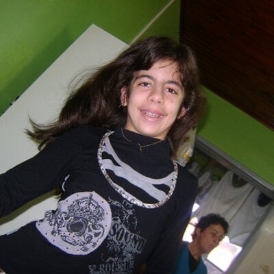 Profile Picture of Júlia Möller (@julia_mo11) on Twitter