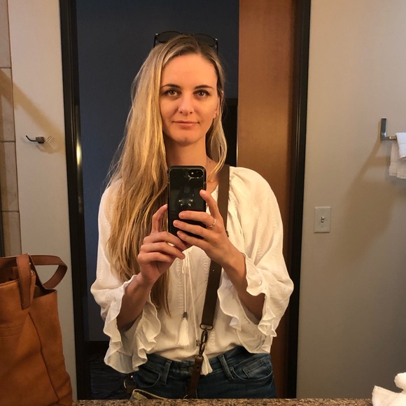 Profile Picture of Heidi Brickner (@hbrickenheim) on Poshmark