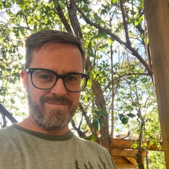 Profile Picture of Chris Meyers (@chrismeyers130) on Poshmark