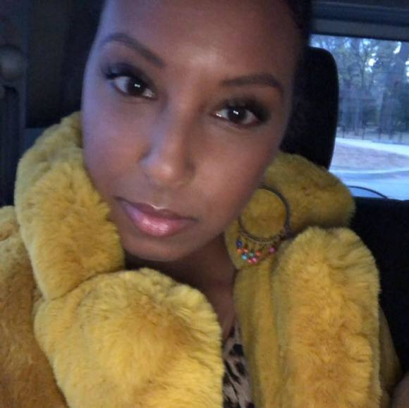 Profile Picture of Fatima Mohamed (@fmohamed3) on Poshmark