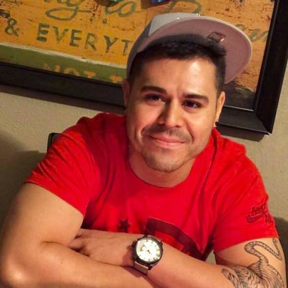 Gee Raygoza - Poshmark Profile Picture of Gee Raygoza (@orantia) on Poshmark