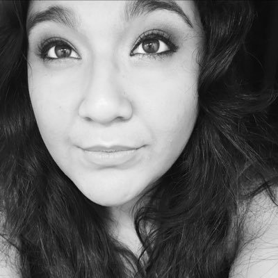 Profile Picture of Kiara Zapata (@KiaraAileen) on Twitter