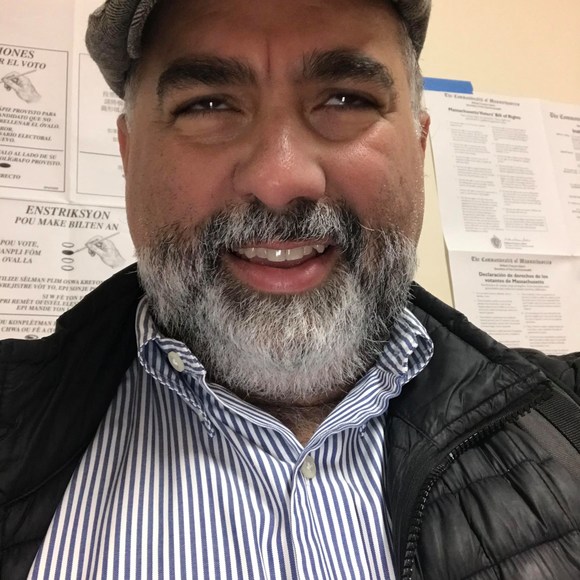 Profile Picture of Chris Medeiros (@bearbost) on Poshmark