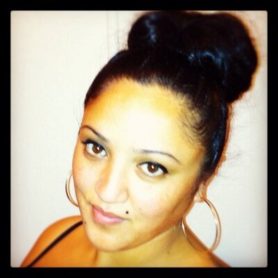 Profile Picture of Flora Dennis (@flora_dennis) on Twitter