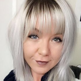 Profile Picture of Chelsea Bear (@tinkerbellbear) on Pinterest