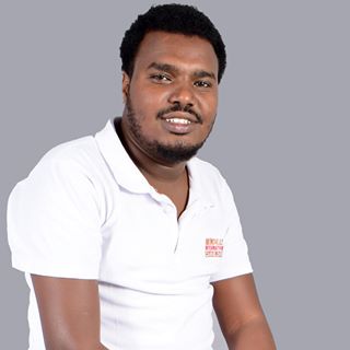Profile Picture of Basele Stephen (Geeky Geek) (@stephen.basele) on Facebook