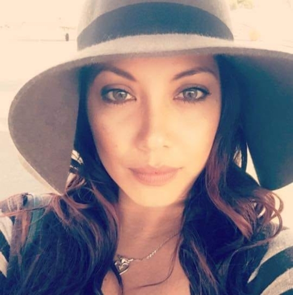 Profile Picture of Honey Cichocki (@lyncichocki) on Poshmark