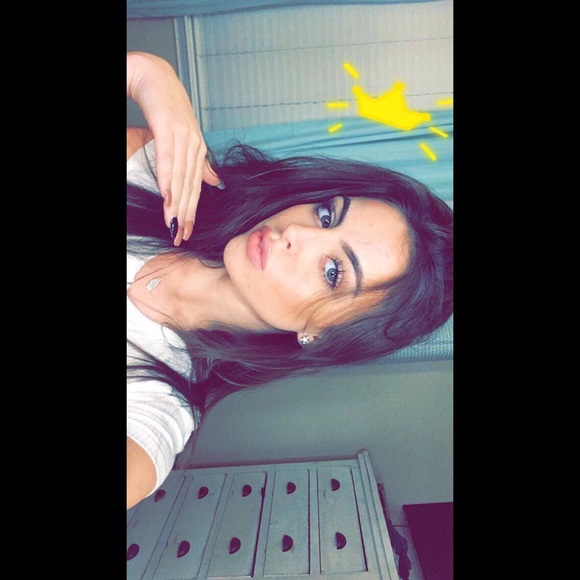 Profile Picture of Makayla Domagalski (@makaylad_) on Poshmark