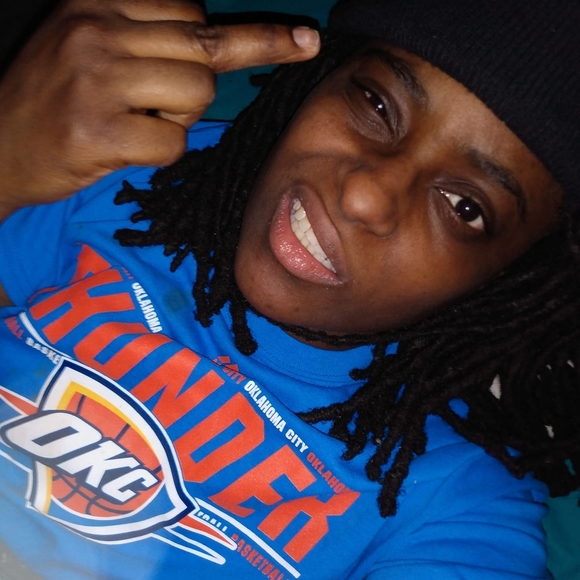 Tam tam Tamara - Poshmark Profile Picture of Tam tam Tamara (@lesbianonsight) on Poshmark