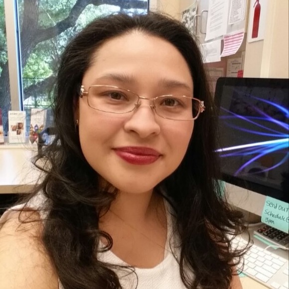 Profile Picture of Kimberly Chase (@kimchase67) on Poshmark