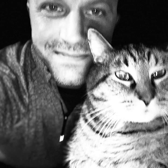 Profile Picture of Tavis Crayk (@taviscrayk) on Poshmark