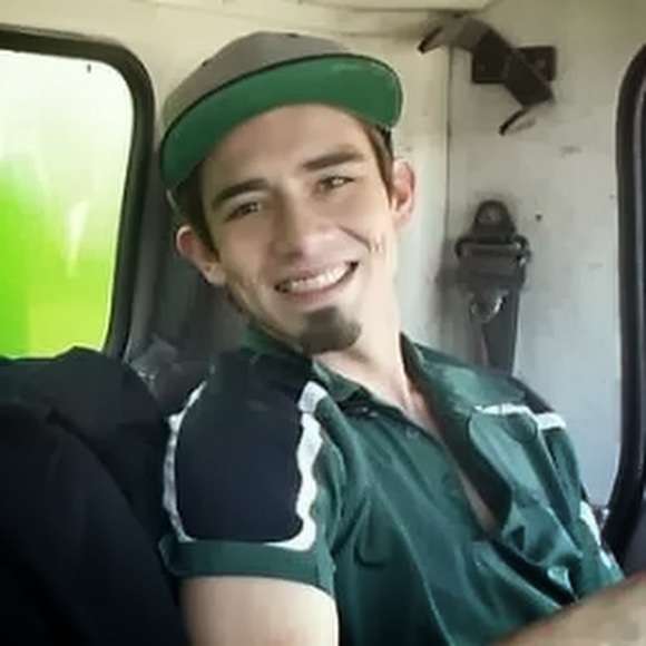 Profile Picture of Erik Hansen (@erikhansen3745) on Poshmark