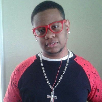 Profile Picture of Dennis Moye (@ddmoye3) on Twitter