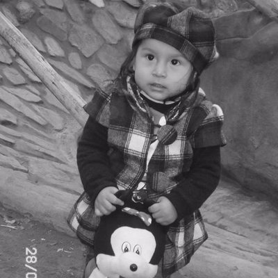 Profile Picture of Hugo Quispe Saez (@ojitoslindos126) on Twitter