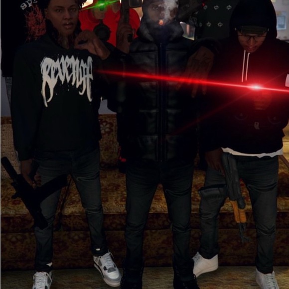 Profile Picture of Gee Cooley (@shwwtimegee) on Poshmark