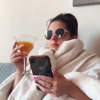 Profile Picture of Jackie Tomasulo (@agentsulo) on Twitter