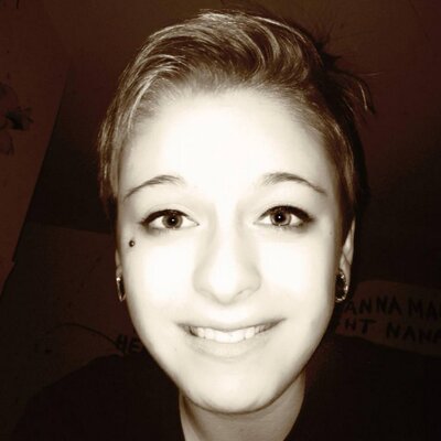 Profile Picture of Tori Carney (@tori_motionless) on Twitter