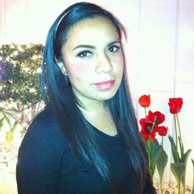 Profile Picture of Iris Palacios (@irispalacios13) on Twitter