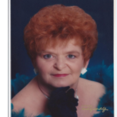 Profile Picture of Monique Ouellette (@560pierre) on Twitter