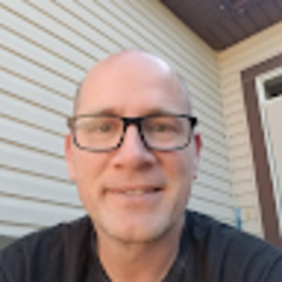 Profile Picture of Mark Wolanski (@markbuyer179) on Poshmark