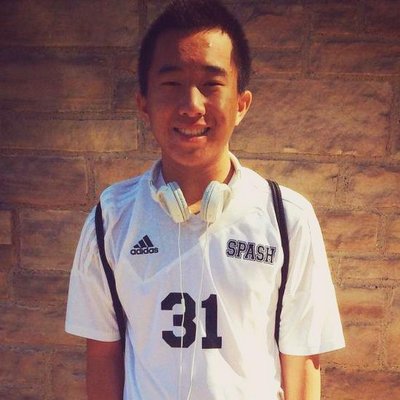 Profile Picture of Chue Yee Vang (@chueyeevang) on Twitter