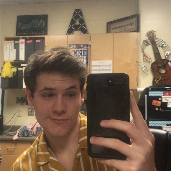 Brandon Chantrill - Poshmark Profile Picture of Brandon Chantrill (@brandochanto) on Poshmark