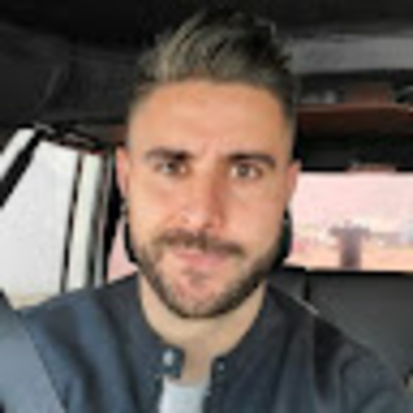 Profile Picture of Dan Armbruster (@danarmbruster) on Poshmark