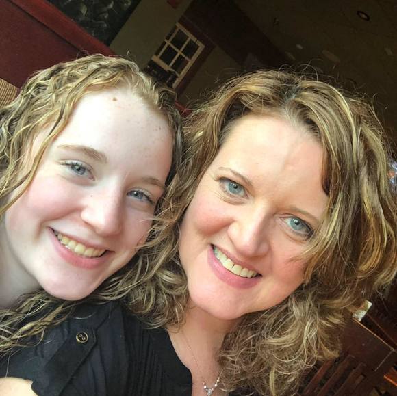 Profile Picture of Jennifer Chiarello (@dolphinjc1971) on Poshmark