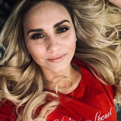 Profile Picture of Lorishay (@lorishay4) on Twitter