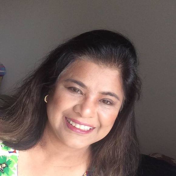 Profile Picture of Rhonda Tuason (@rh0nda) on Poshmark