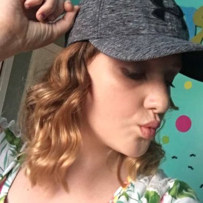 Profile Picture of Mary (@marysamms02) on Twitter