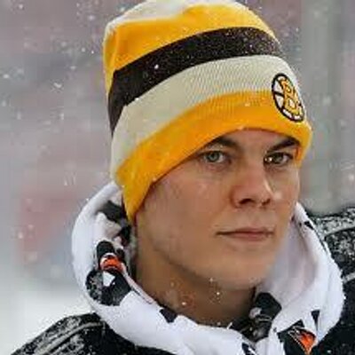 Profile Picture of Tuukka Rask Problems (@TheEliteTendy) on Twitter