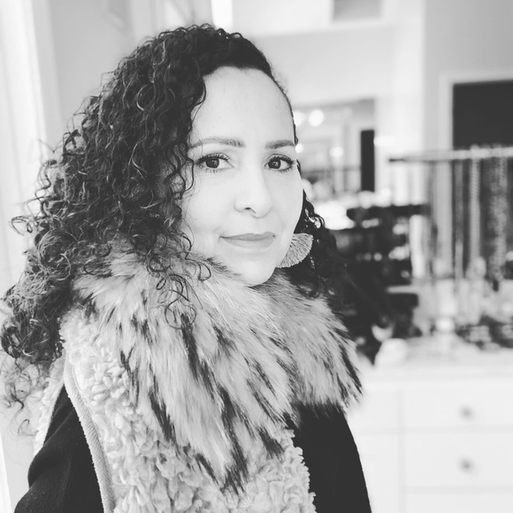 Profile Picture of Andrea Baron (@negamaluca) on Poshmark