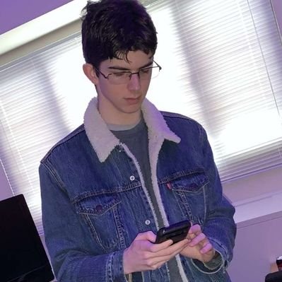 Profile Picture of Dyla (@dyla_bell_sky) on Twitter