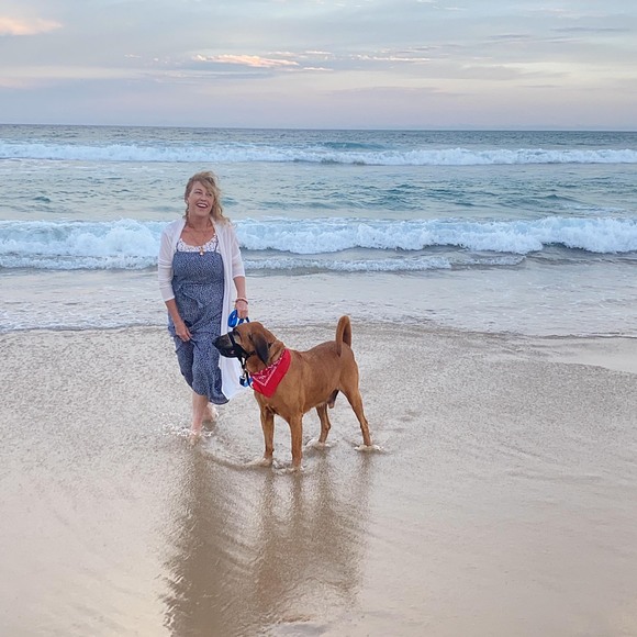 Profile Picture of Rose Pickering (@rosepickering) on Poshmark