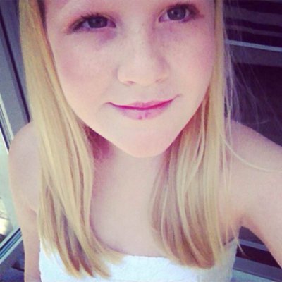 Profile Picture of Julia Petersen (@juliapetersen02) on Twitter