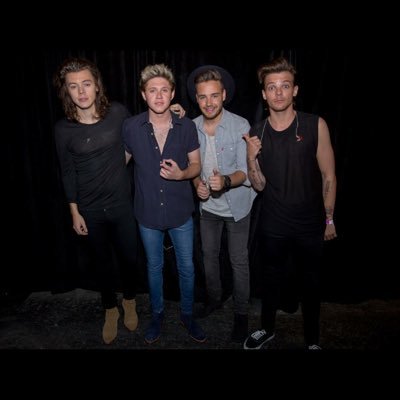 Profile Picture of Rose Sab (@buzyrose) on Twitter