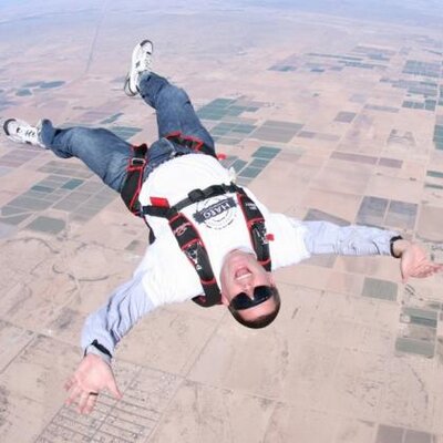 Profile Picture of Peter (@skydiver) on Twitter