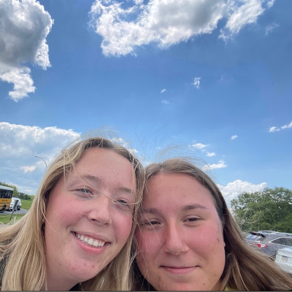 Kaitlyn Baranko - Poshmark Profile Picture of Kaitlyn Baranko (@kbaranko14) on Poshmark